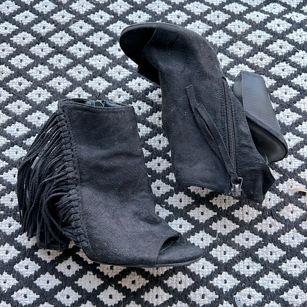 Coconuts by Matisse, black faux suede fringe heeled bootie open toe and heel